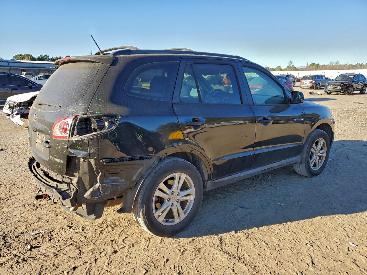2011 HYUNDAI SANTA FE SE photo 3