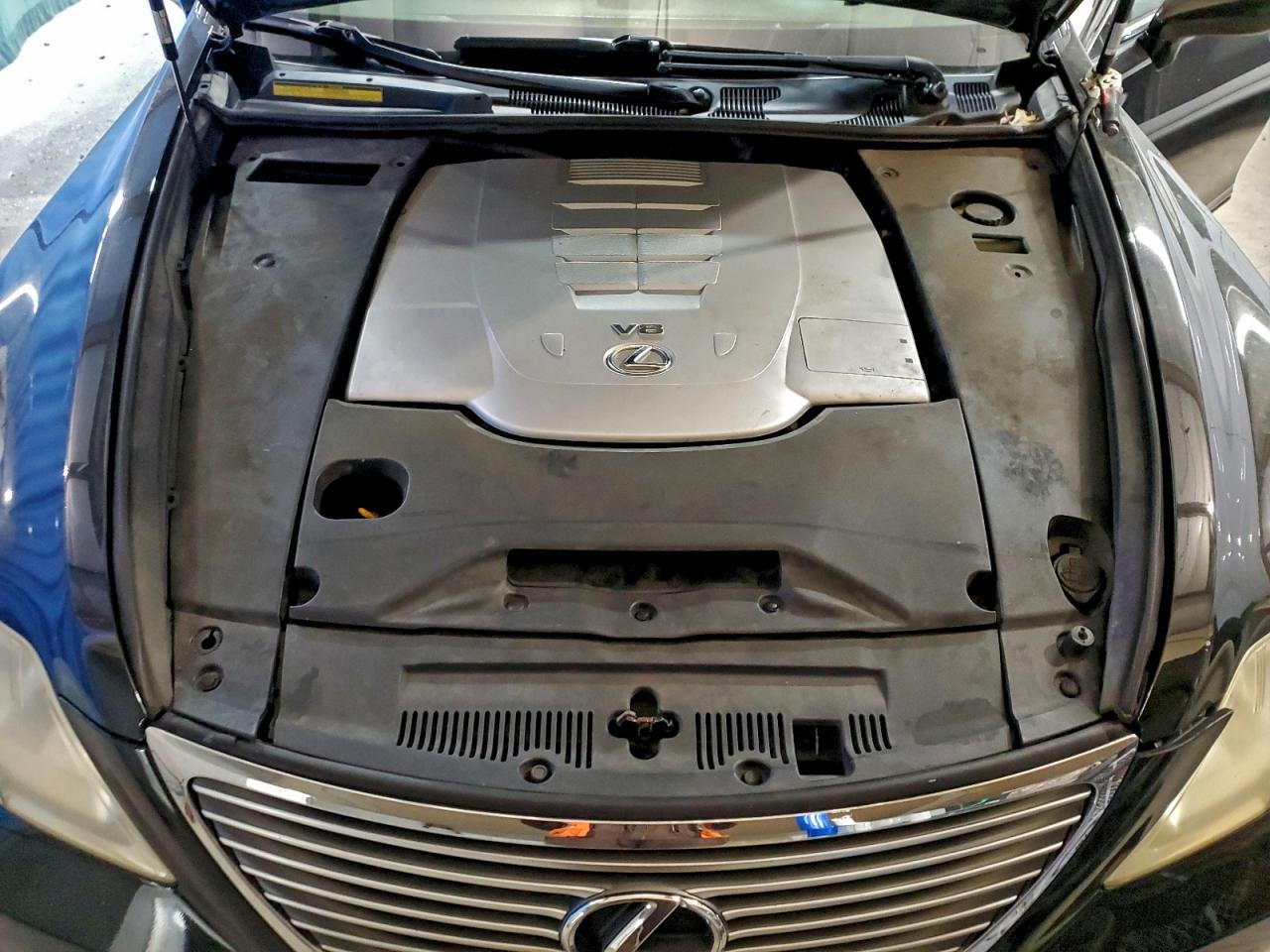 2008 LEXUS LS 460L photo 11