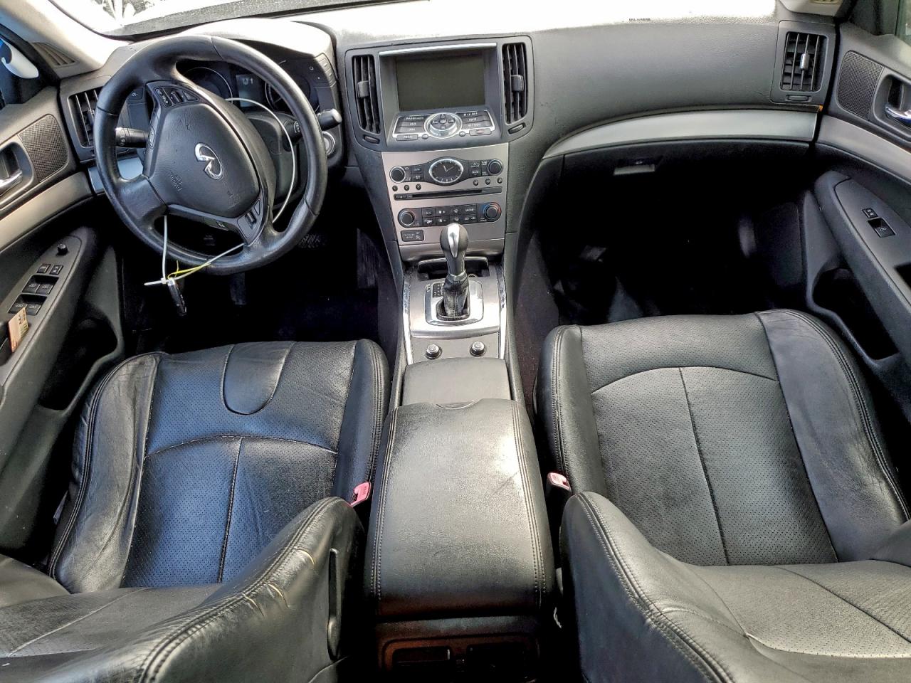 2010 INFINITI G37 BASE photo 8