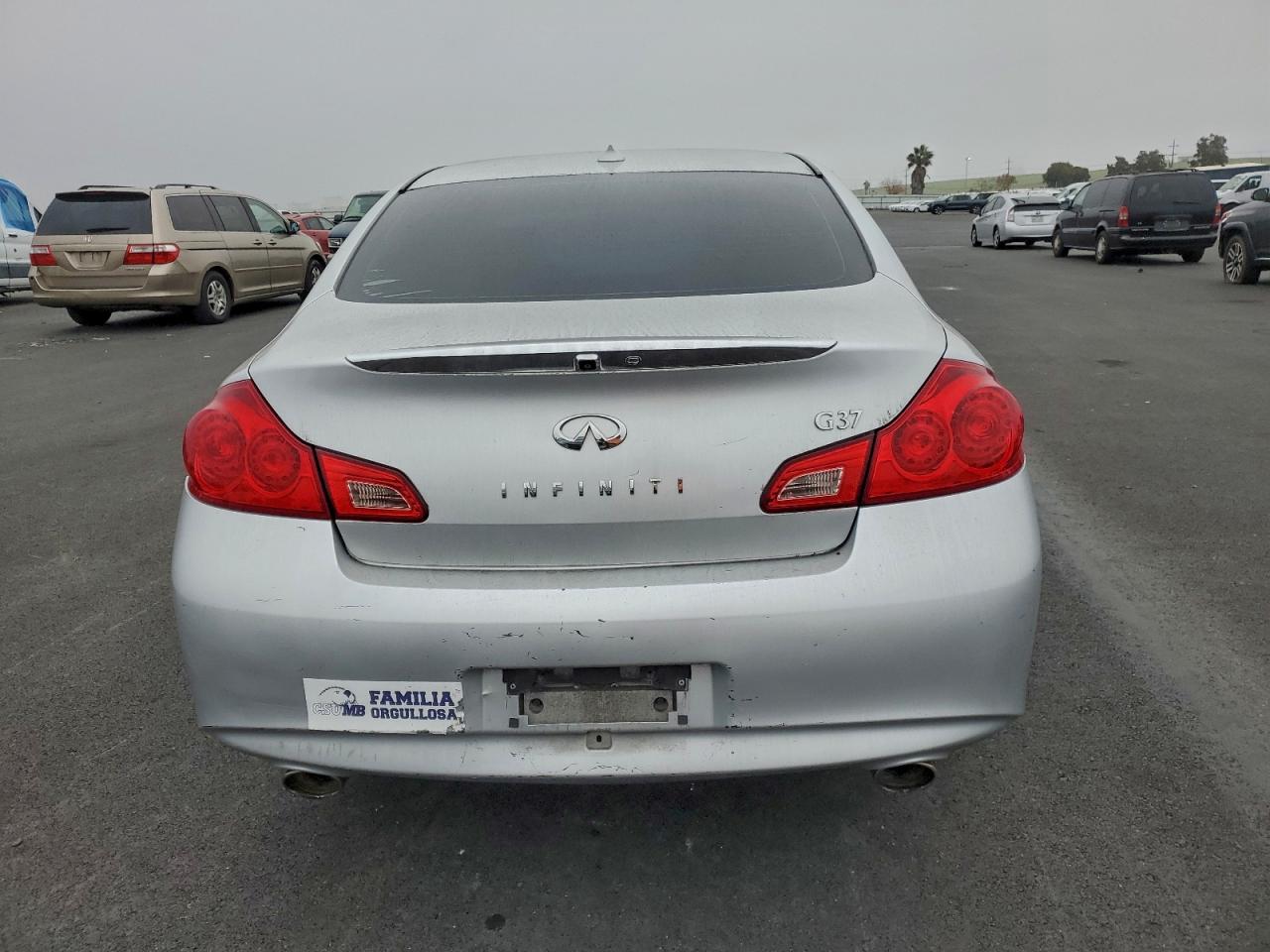 2010 INFINITI G37 BASE photo 6
