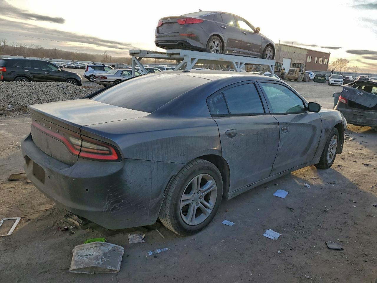 2016 DODGE CHARGER SE photo 5
