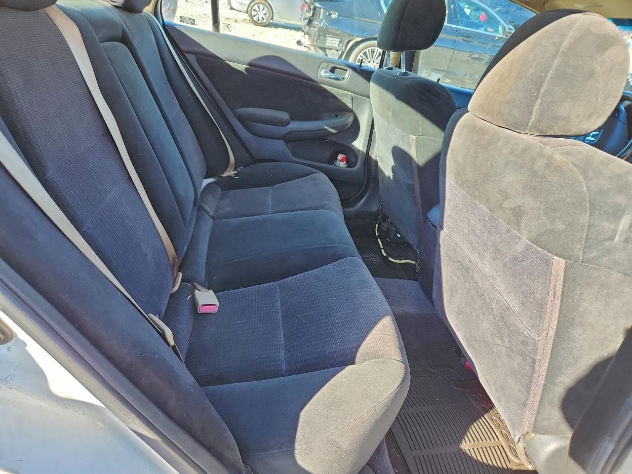 2004 HONDA ACCORD EX photo 10