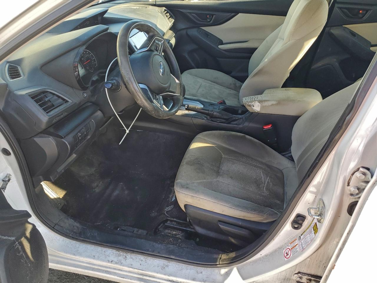 2017 SUBARU IMPREZA photo 13
