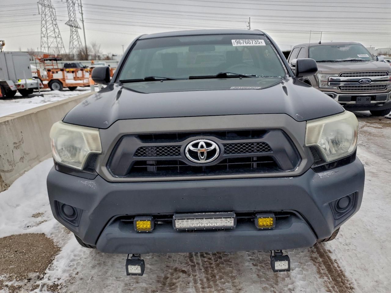 2013 TOYOTA TACOMA photo 5