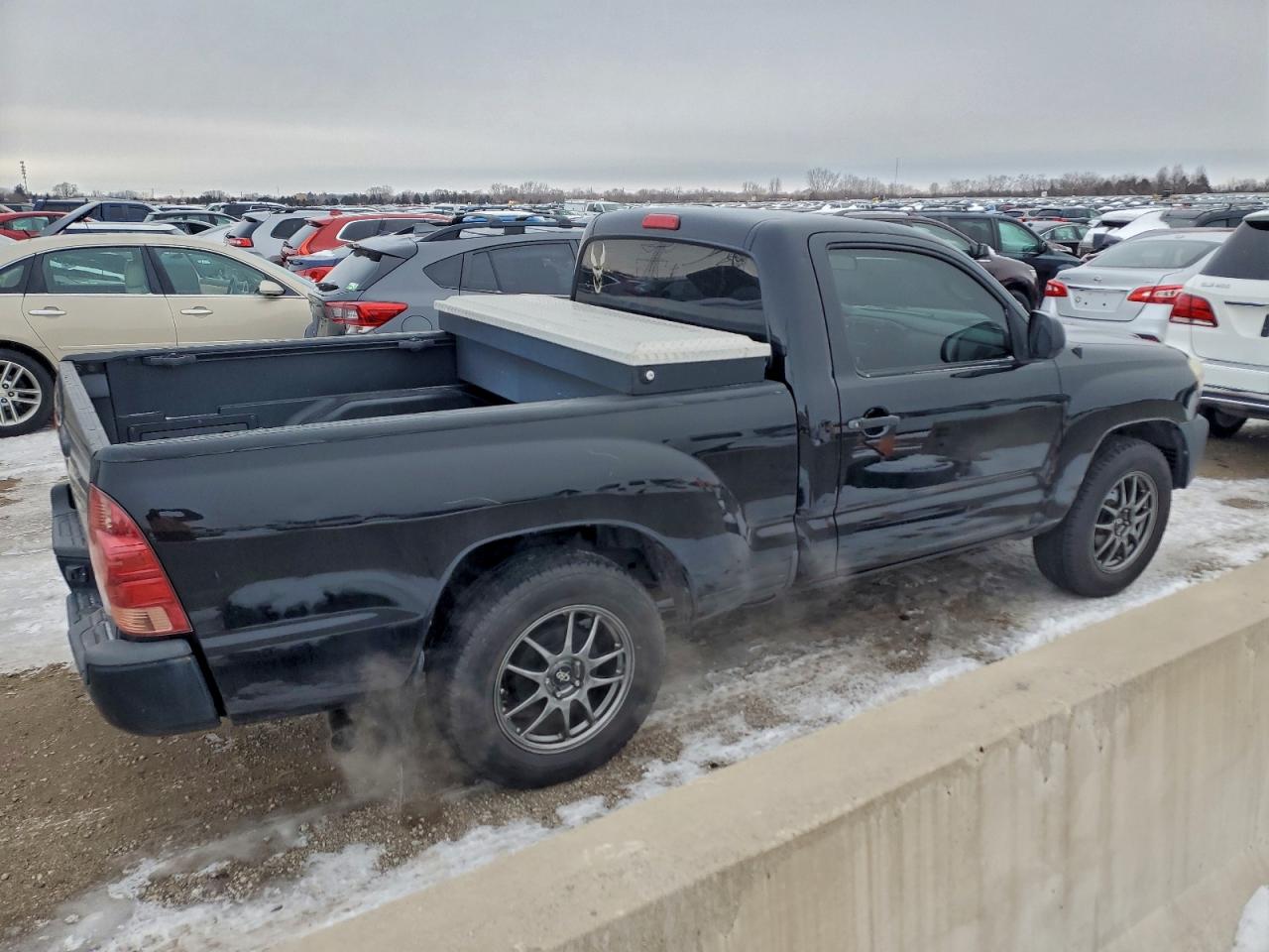 2013 TOYOTA TACOMA photo 3
