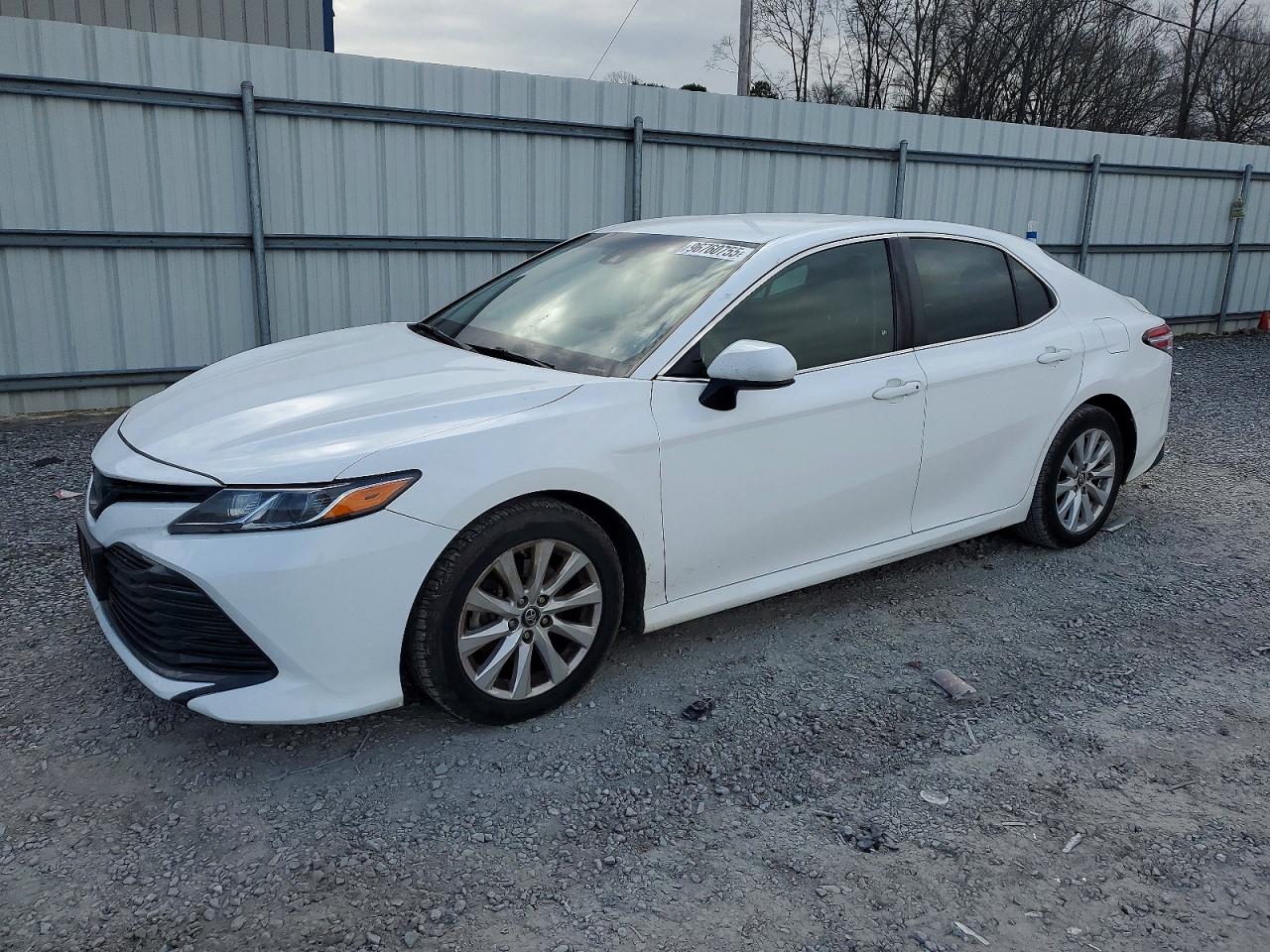 2018 TOYOTA CAMRY
