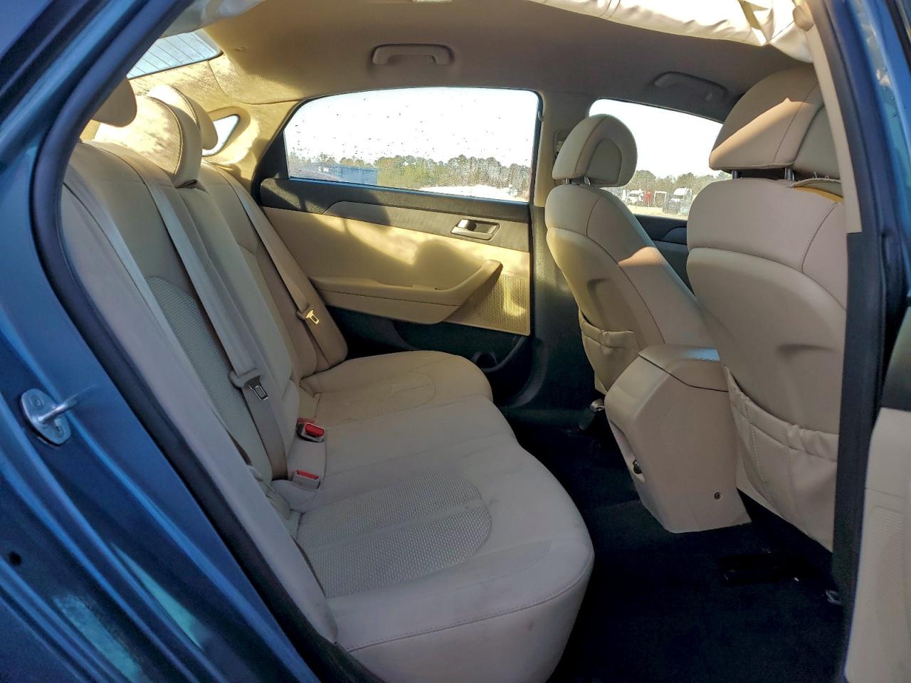 2015 HYUNDAI SONATA SE photo 10