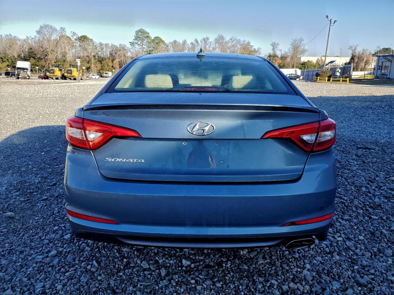 2015 HYUNDAI SONATA SE photo 6