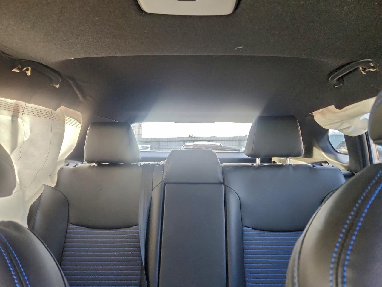 2024 TOYOTA COROLLA CROSS SE photo 10