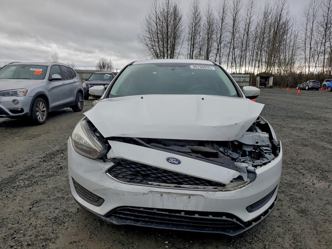 2017 FORD FOCUS SE photo 5
