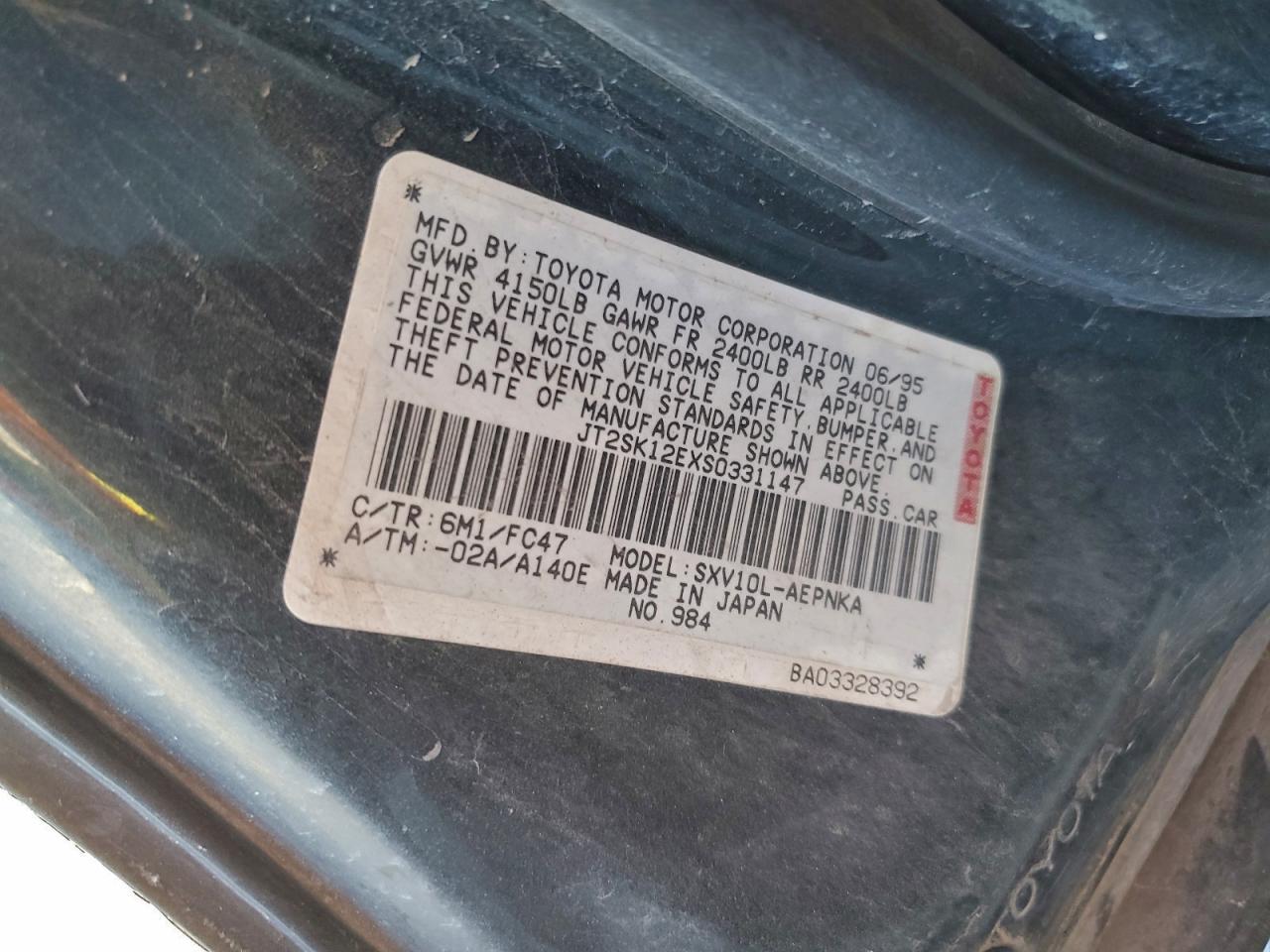 1995 TOYOTA CAMRY LE photo 12