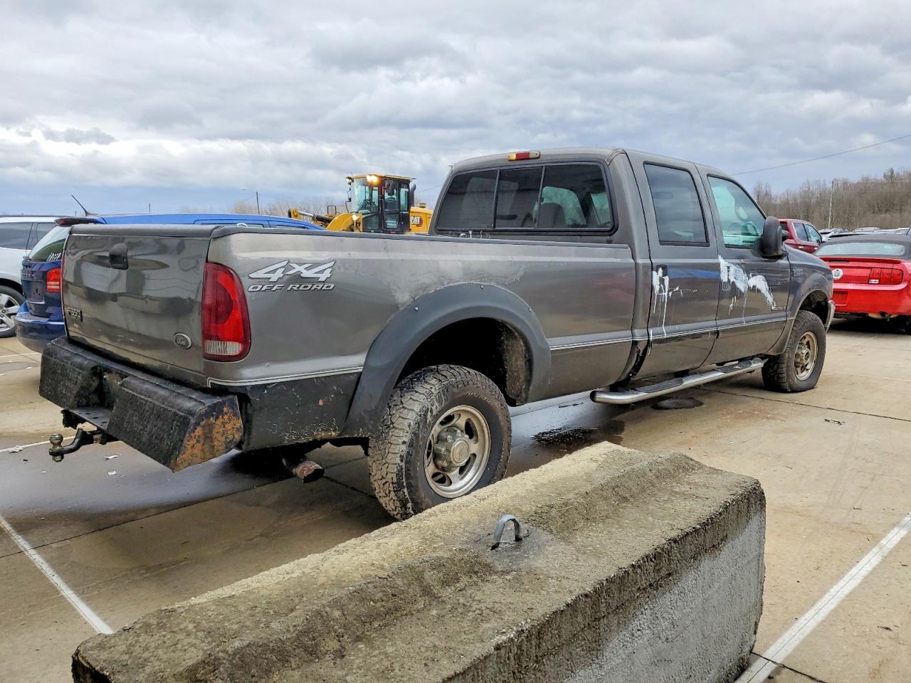 2002 FORD F350 SRW SUPER DUTY photo 3