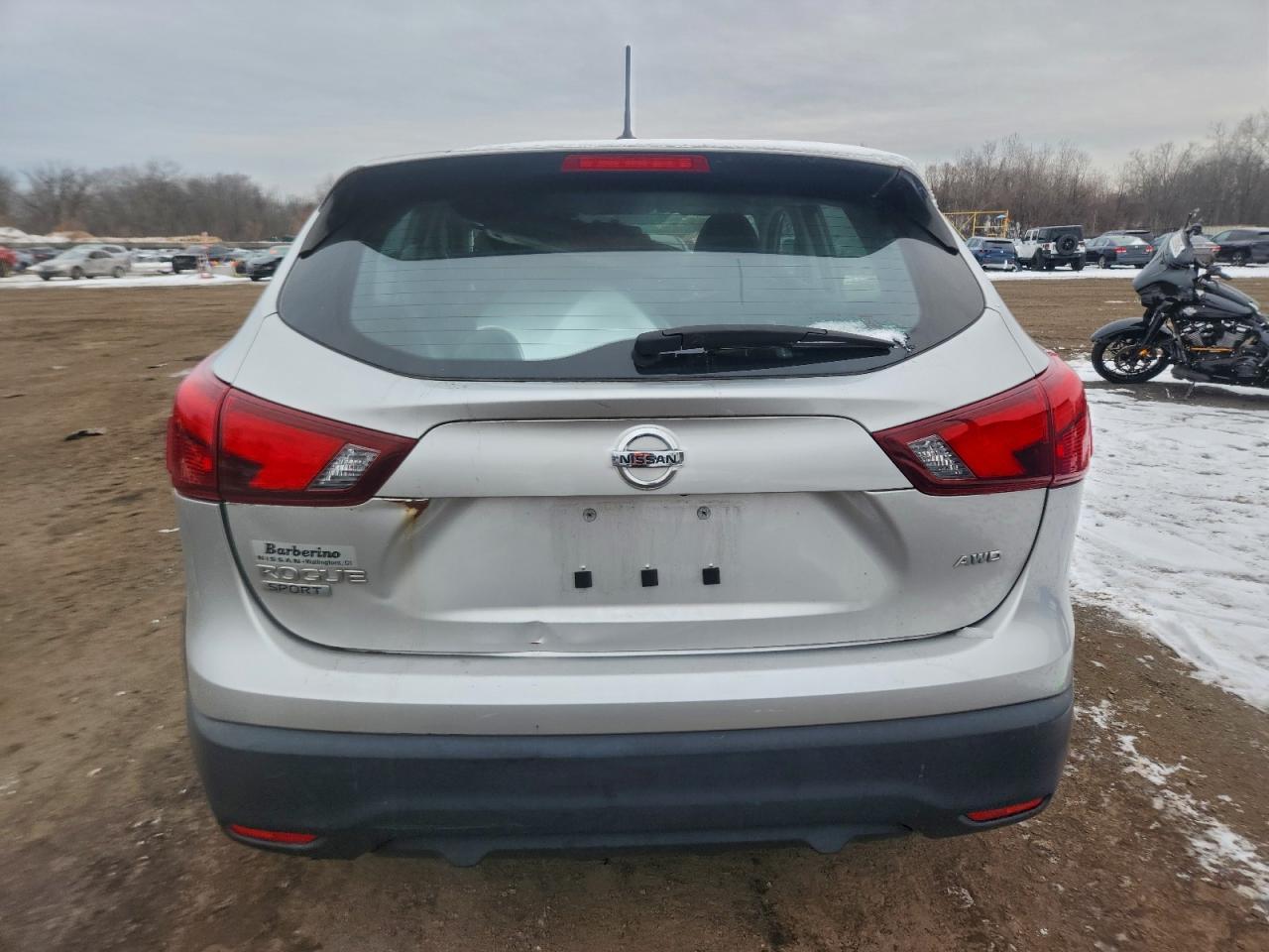 2019 NISSAN ROGUE SPORT S photo 6