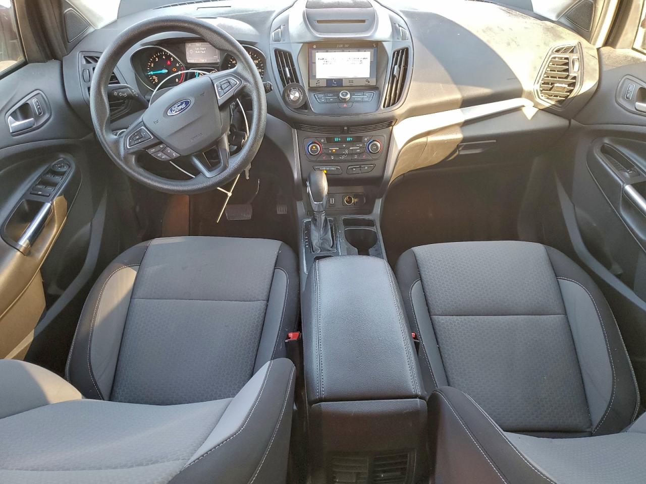 2018 FORD ESCAPE SE photo 8
