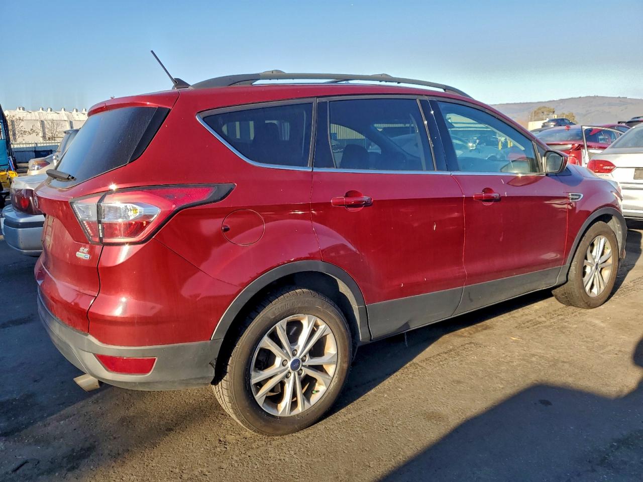 2018 FORD ESCAPE SE photo 3