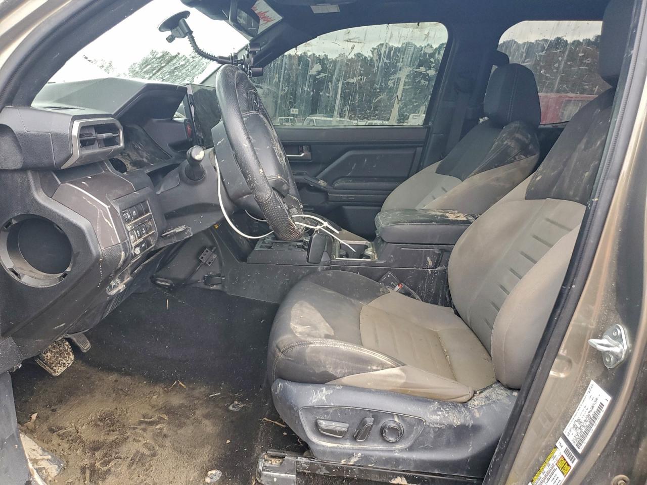 2024 TOYOTA TACOMA DOUBLE CAB photo 13