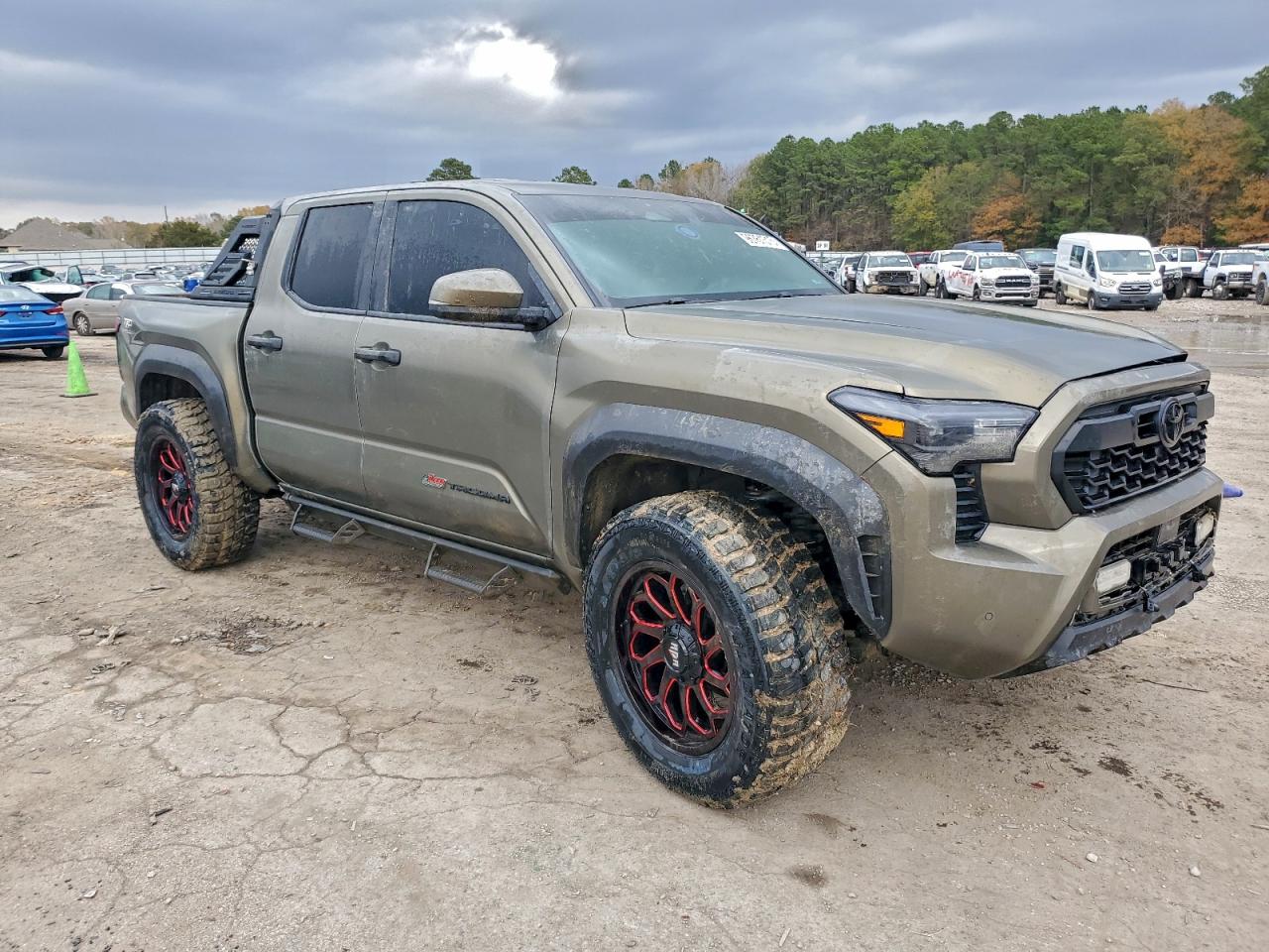 2024 TOYOTA TACOMA DOUBLE CAB photo 7