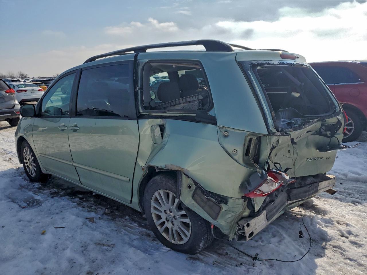 2008 TOYOTA SIENNA CE photo 2