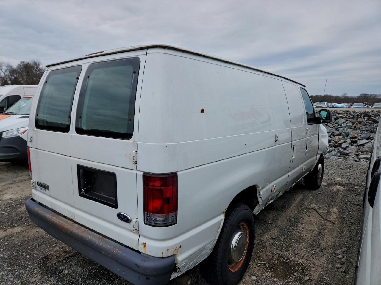 2006 FORD ECONOLINE E250 VAN photo 3