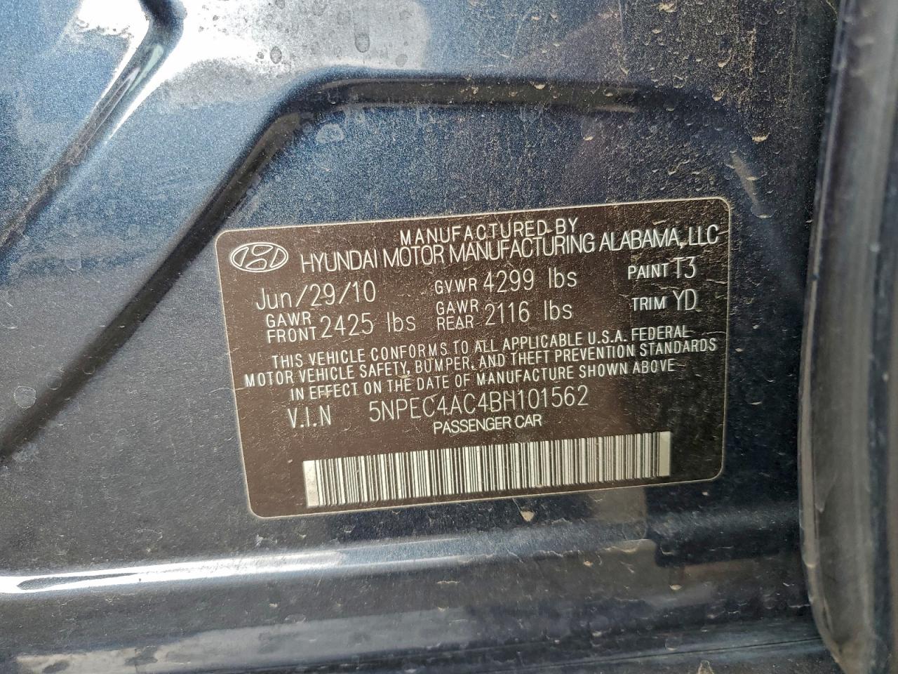 2011 HYUNDAI SONATA SE photo 12