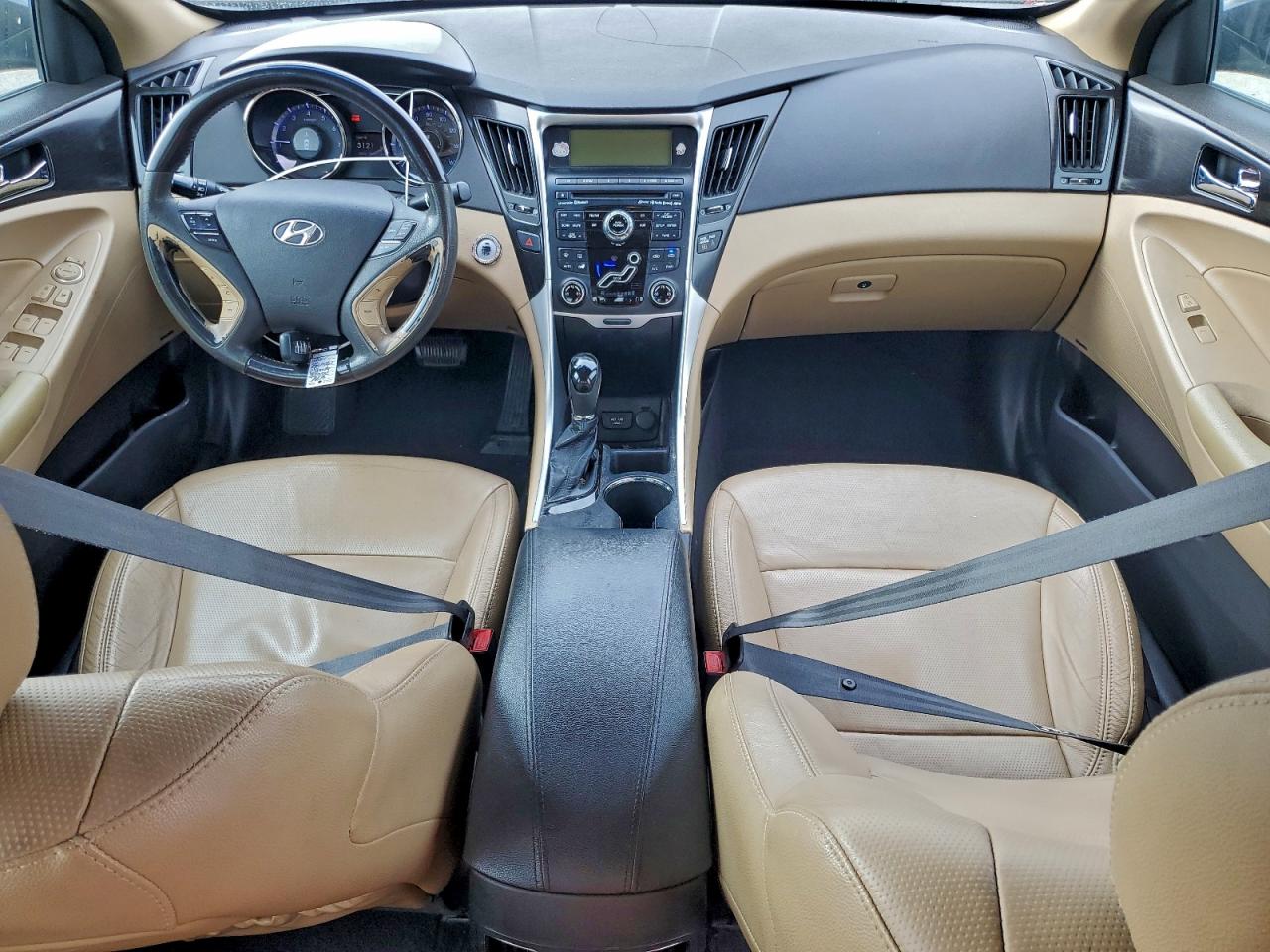 2011 HYUNDAI SONATA SE photo 8