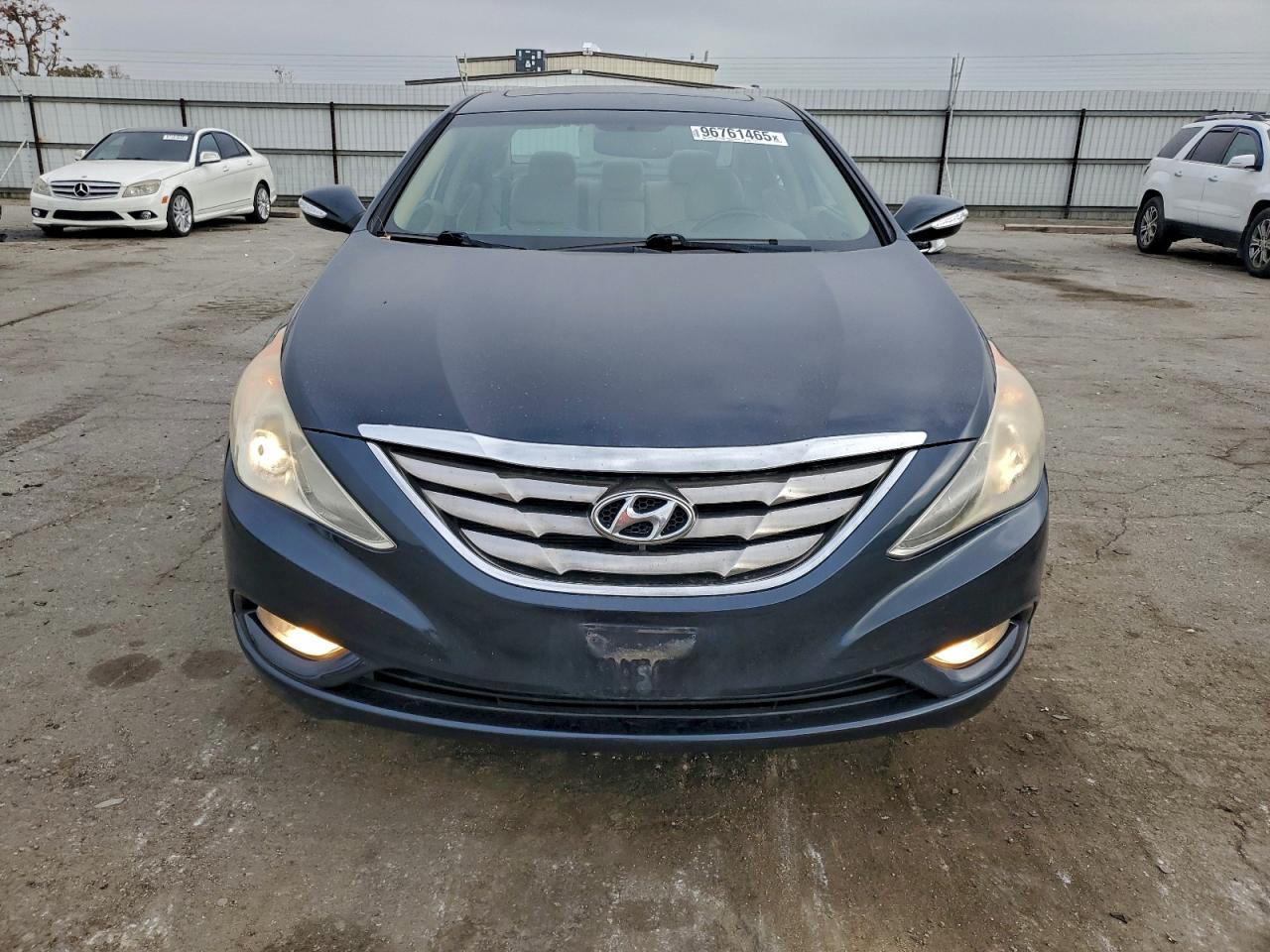 2011 HYUNDAI SONATA SE photo 5