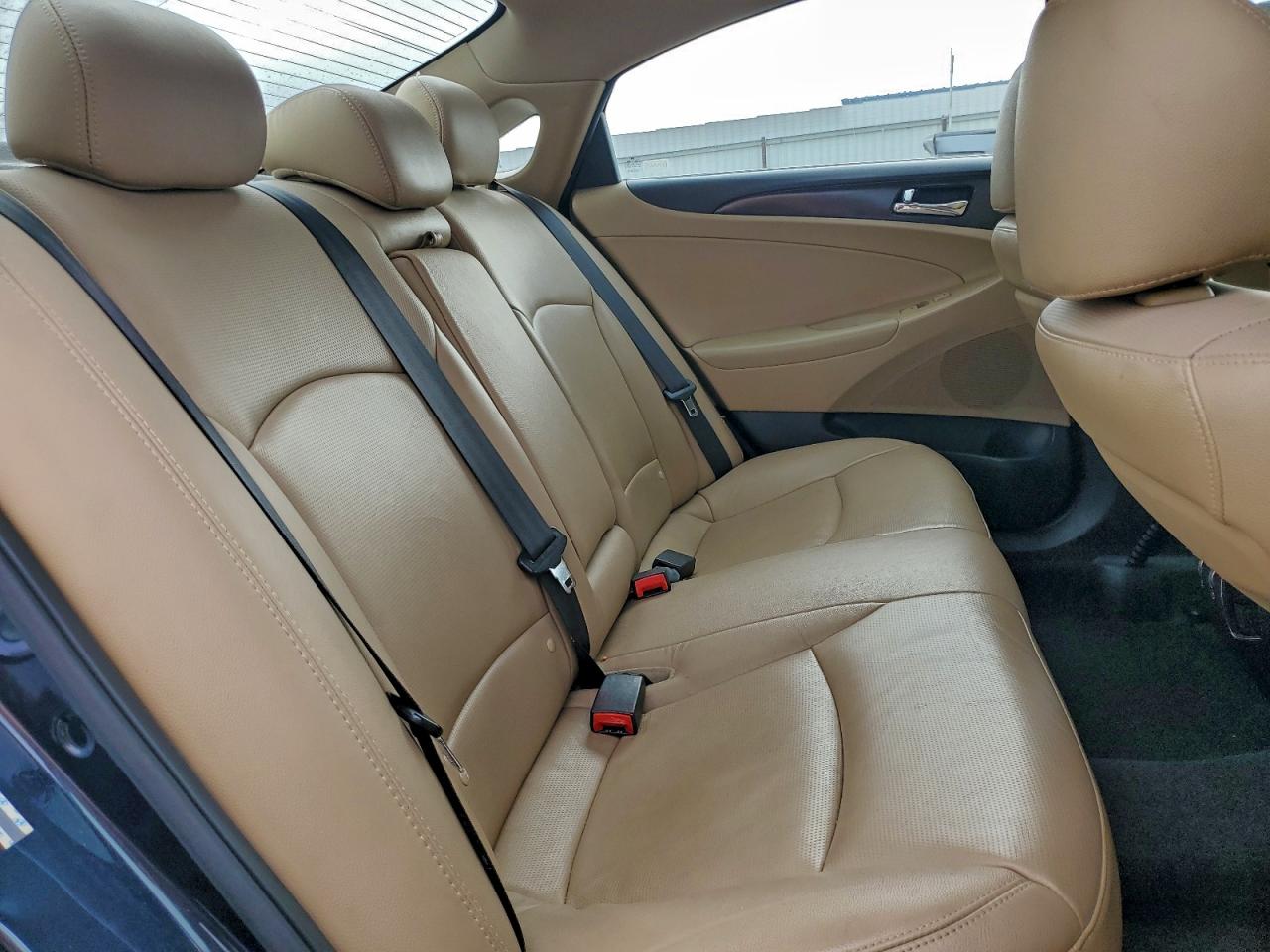 2011 HYUNDAI SONATA SE photo 10