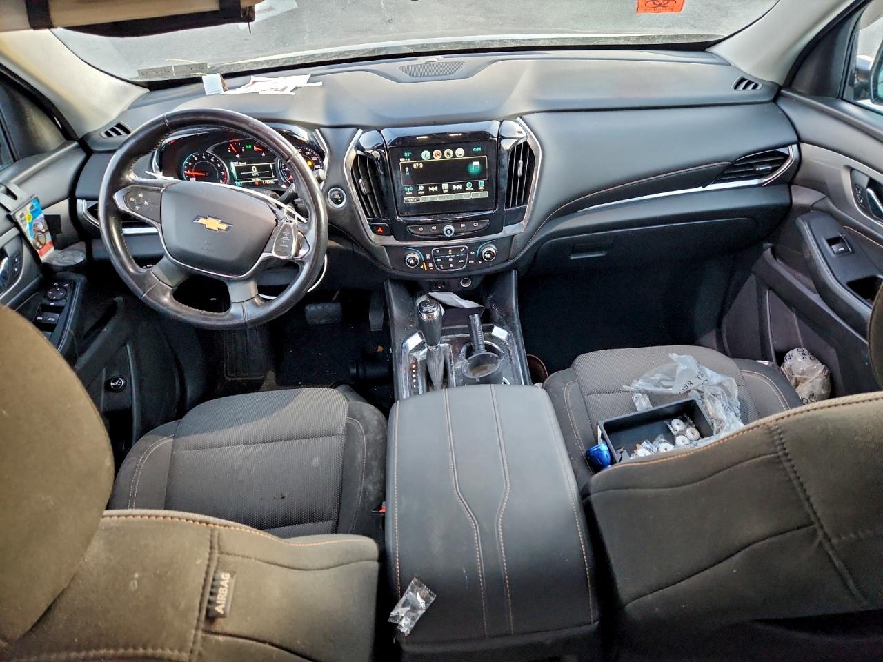 2019 CHEVROLET TRAVERSE LT photo 8