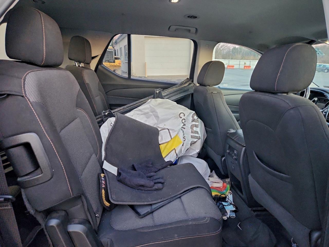 2019 CHEVROLET TRAVERSE LT photo 11