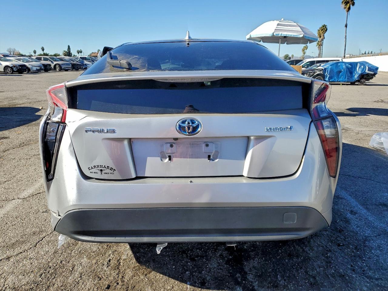 2016 TOYOTA PRIUS TWO photo 6