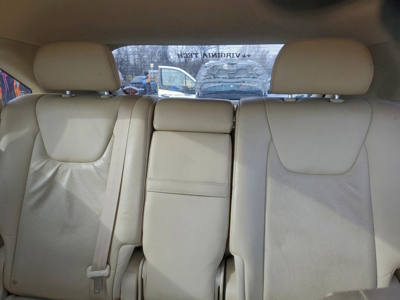 2011 LEXUS RX 450H photo 10