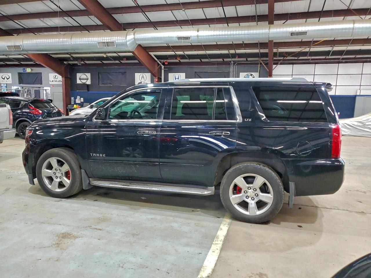 2015 CHEVROLET TAHOE K1500 LTZ photo 2