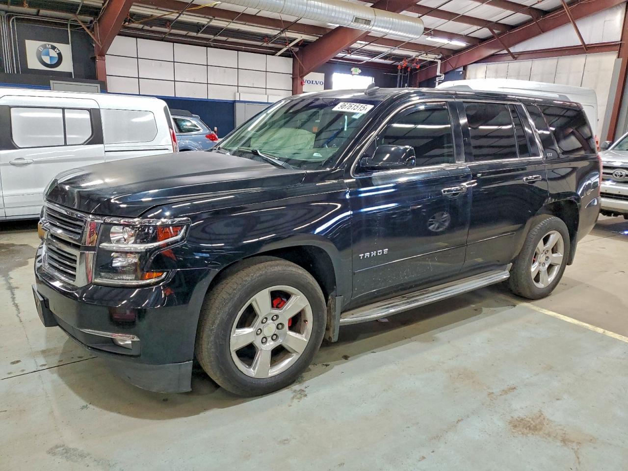 2015 CHEVROLET TAHOE K1500 LTZ — MINOR DENT/SCRATCHES damage — photo 1