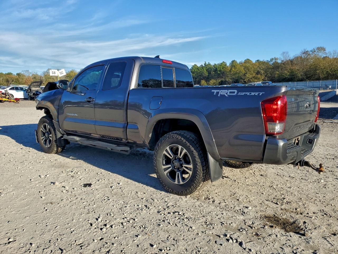 2017 TOYOTA TACOMA ACCESS CAB photo 2