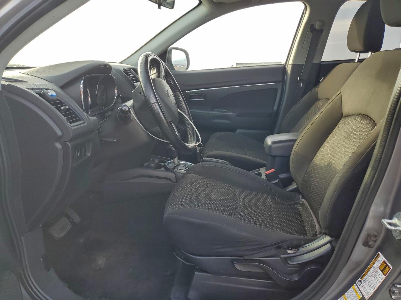 2016 MITSUBISHI OUTLANDER SPORT ES photo 7