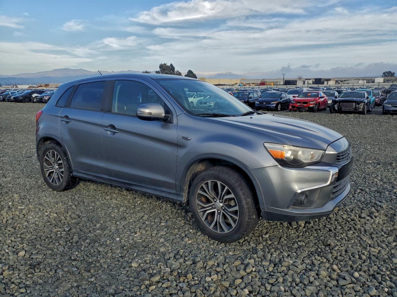 2016 MITSUBISHI OUTLANDER SPORT ES photo 4