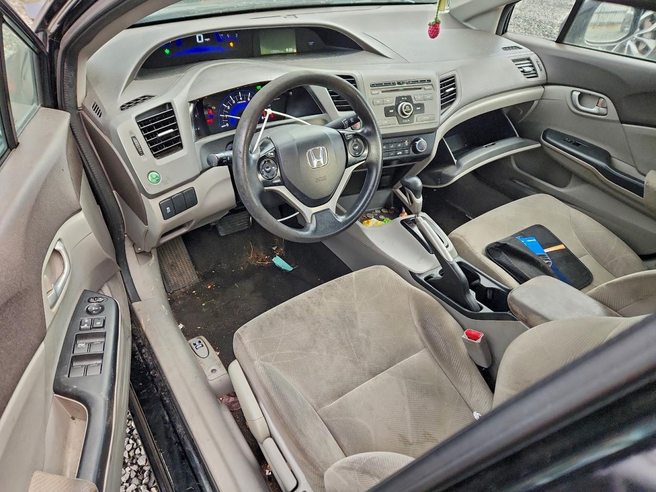 2012 HONDA CIVIC LX photo 8