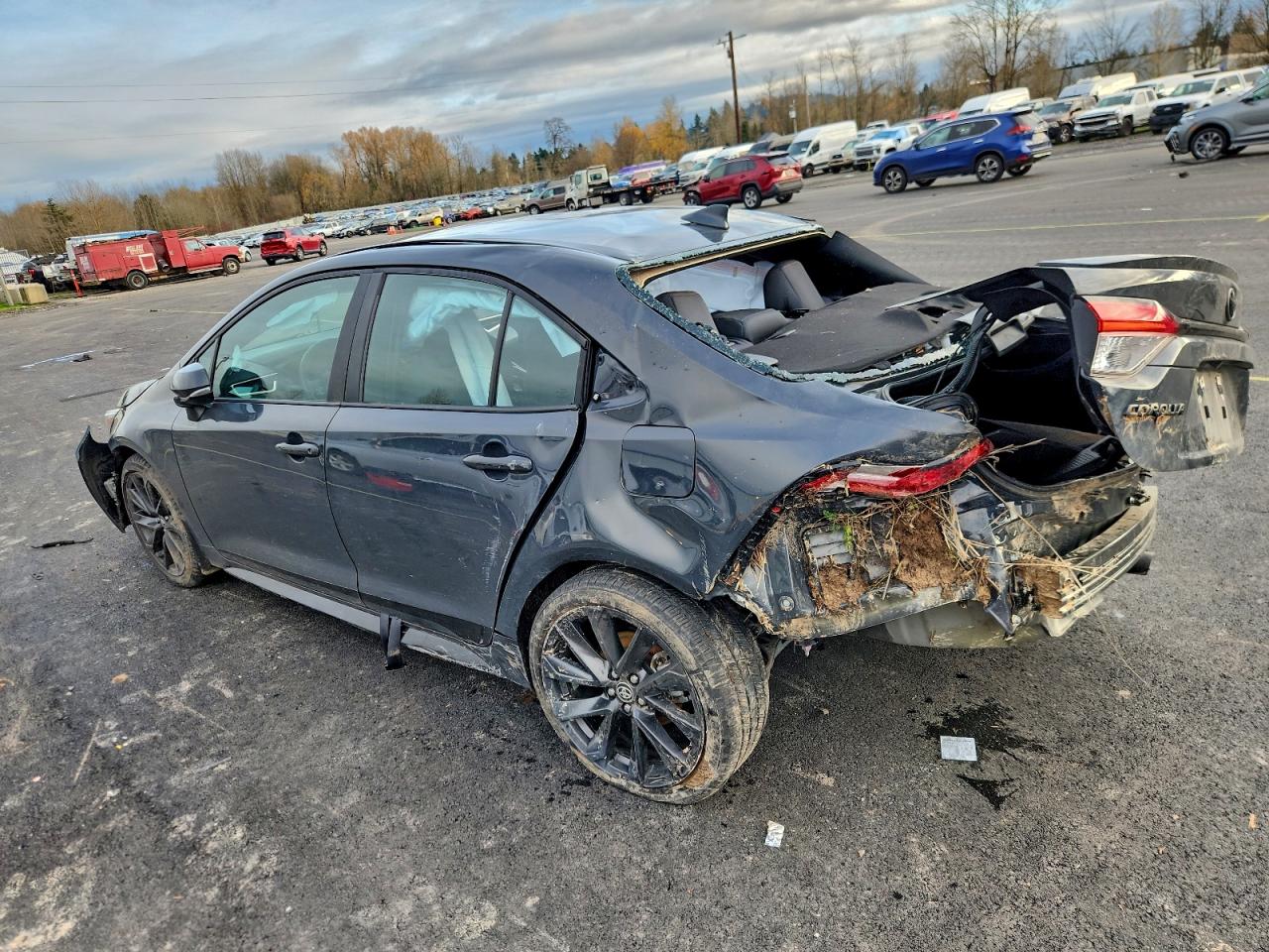 2023 TOYOTA COROLLA SE photo 2