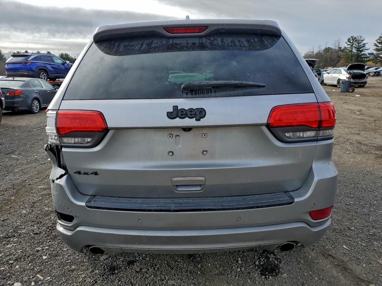 2015 JEEP GRAND CHEROKEE LAREDO photo 6