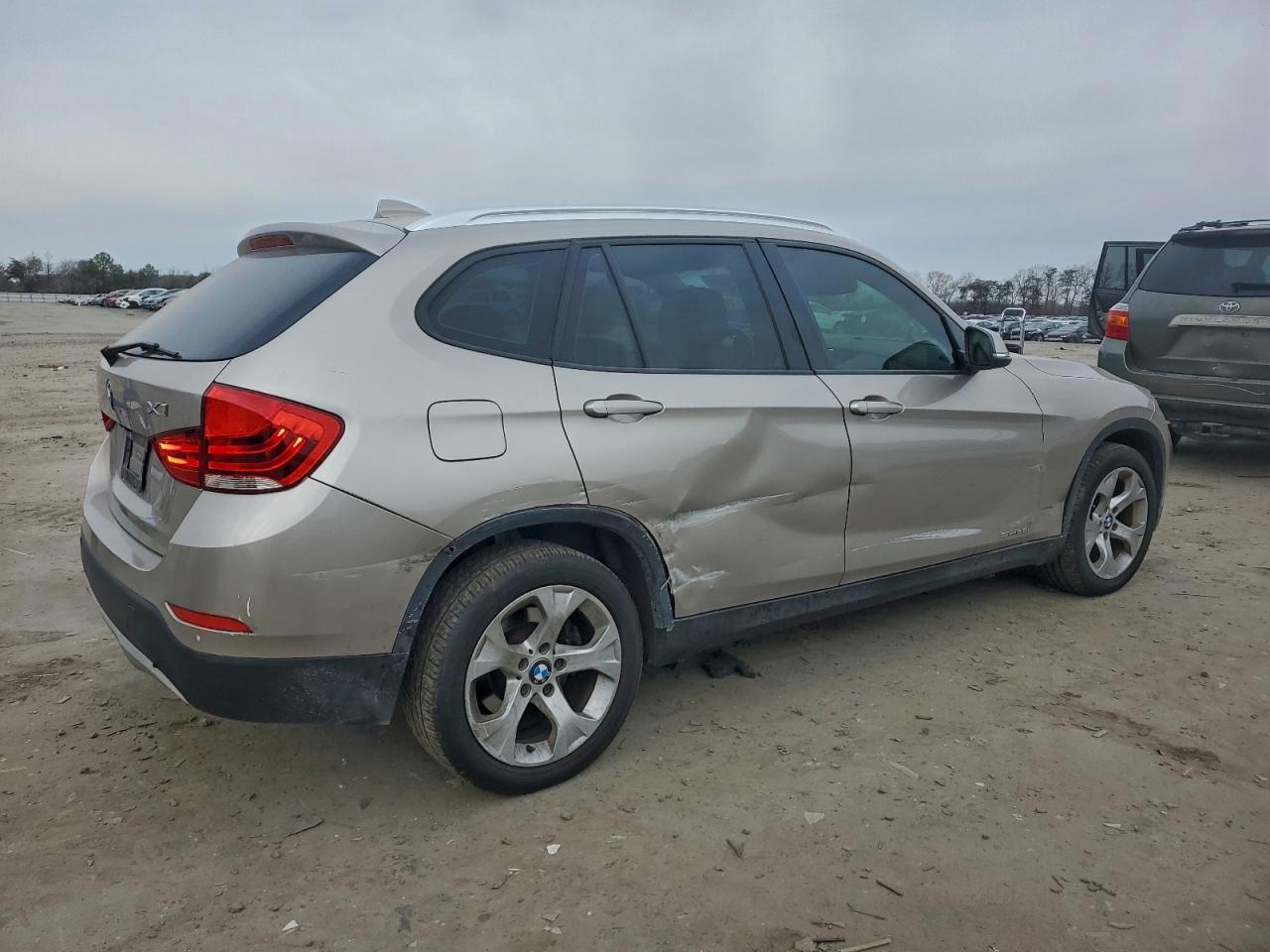 2015 BMW X1 SDRIVE28I photo 3