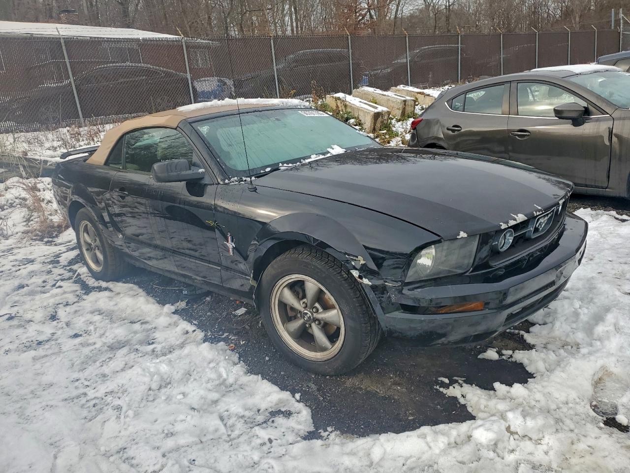 2006 FORD MUSTANG photo 4