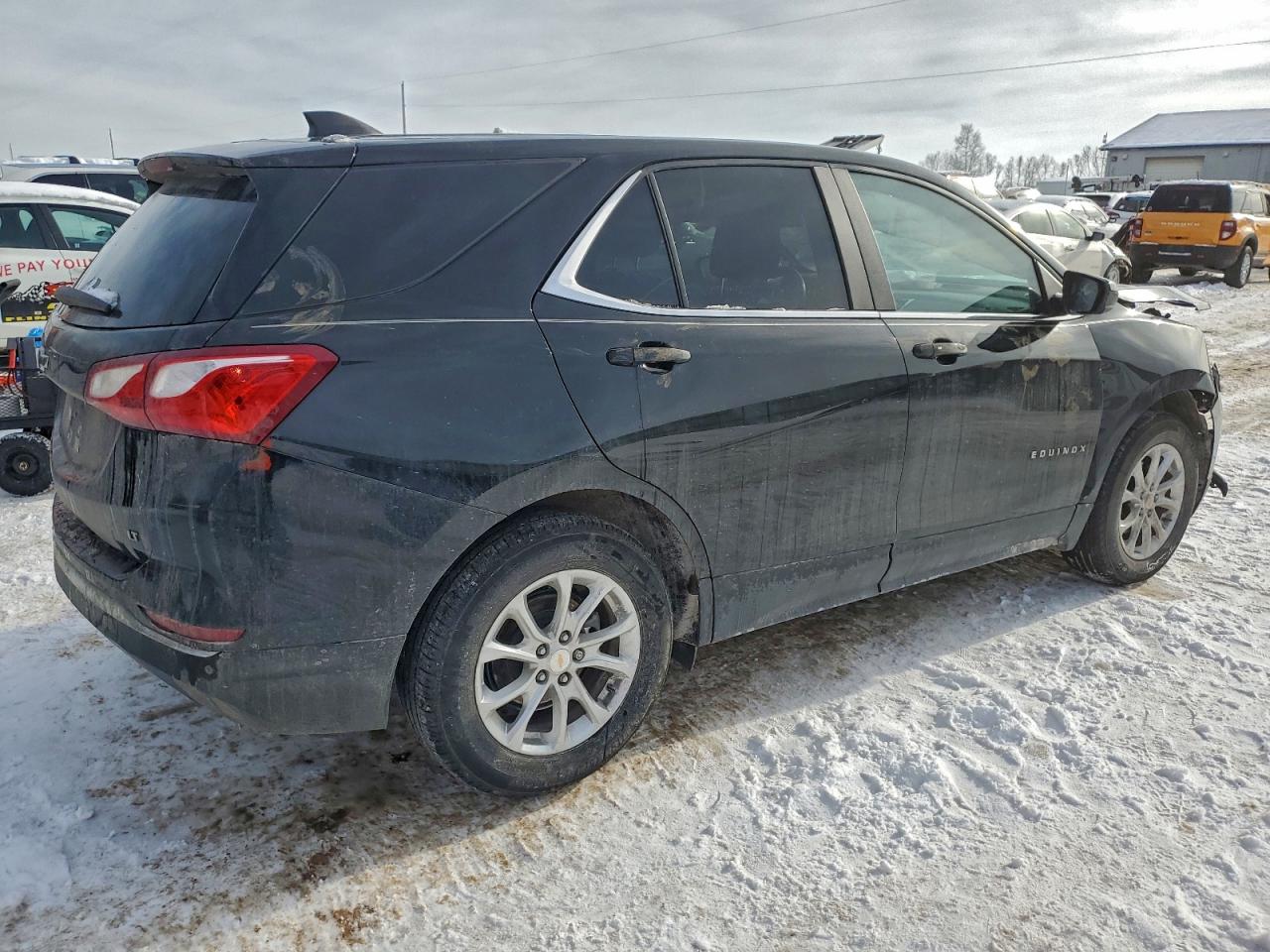 2021 CHEVROLET EQUINOX LT photo 3