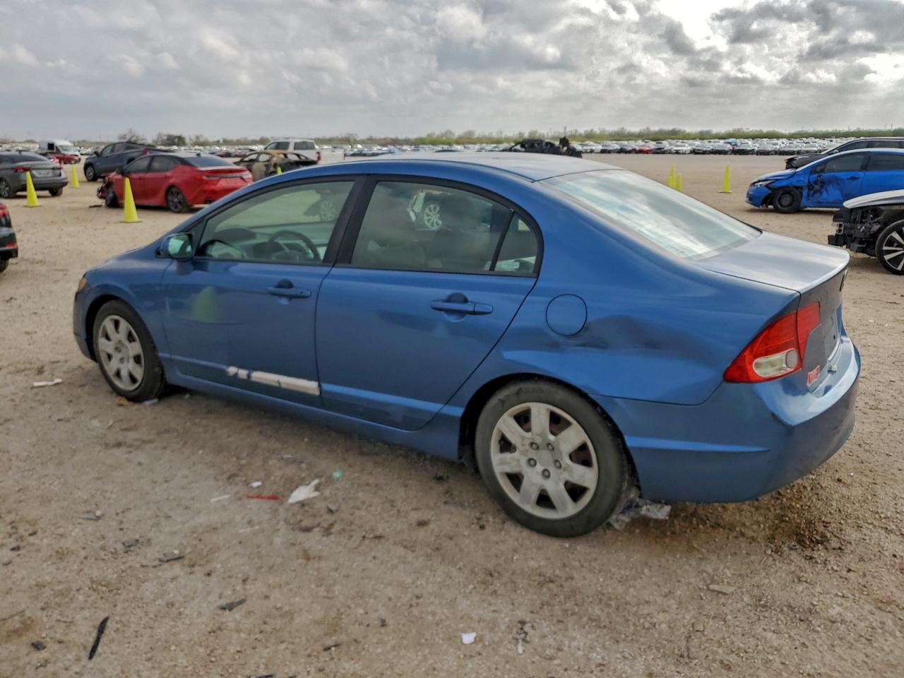 2007 HONDA CIVIC LX photo 2