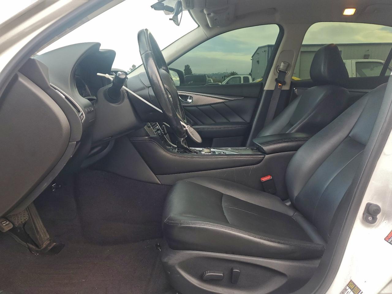 2015 INFINITI Q50 BASE photo 7