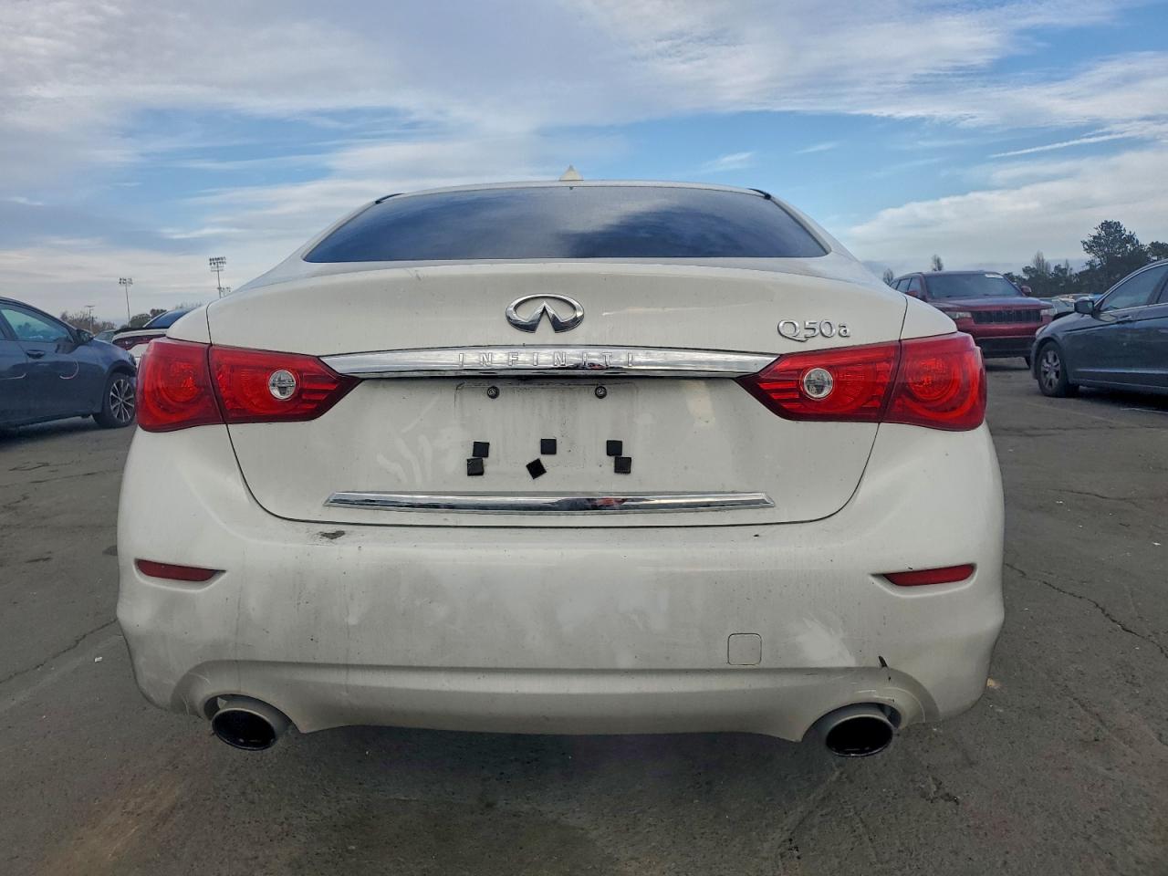 2015 INFINITI Q50 BASE photo 6