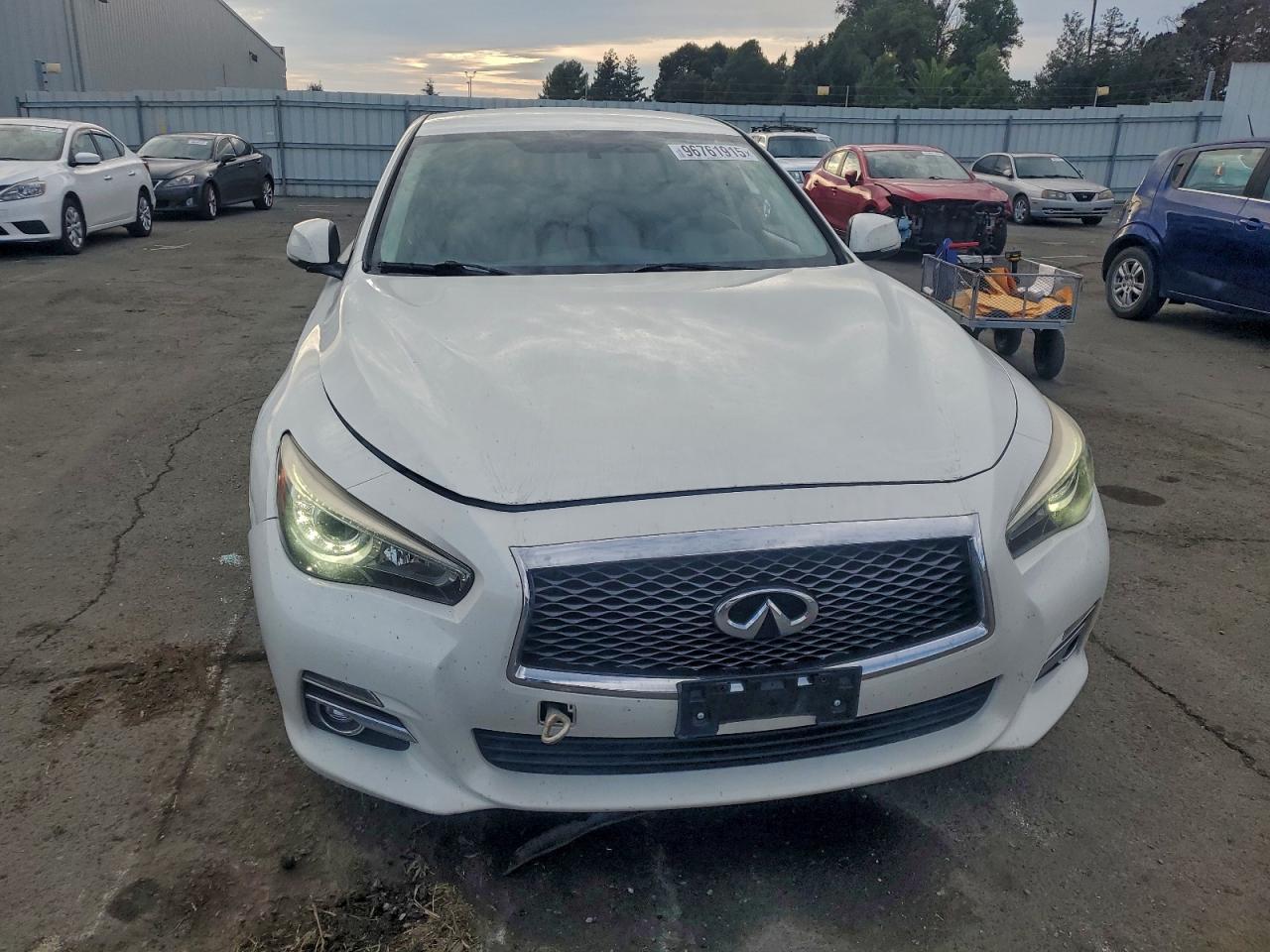 2015 INFINITI Q50 BASE photo 5