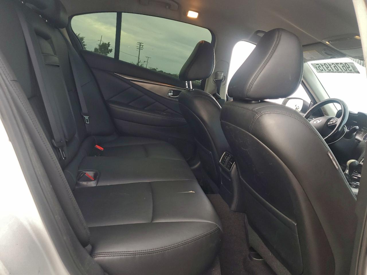 2015 INFINITI Q50 BASE photo 10