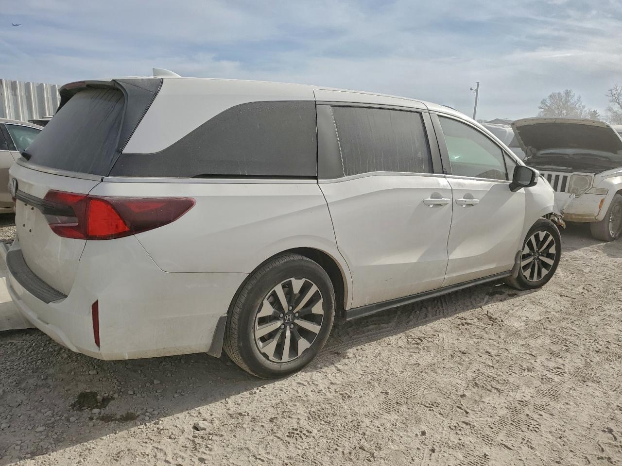 2025 HONDA ODYSSEY EXL photo 5