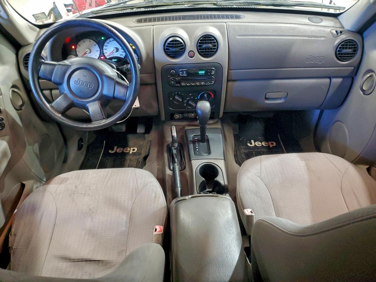 2003 JEEP LIBERTY SPORT photo 8