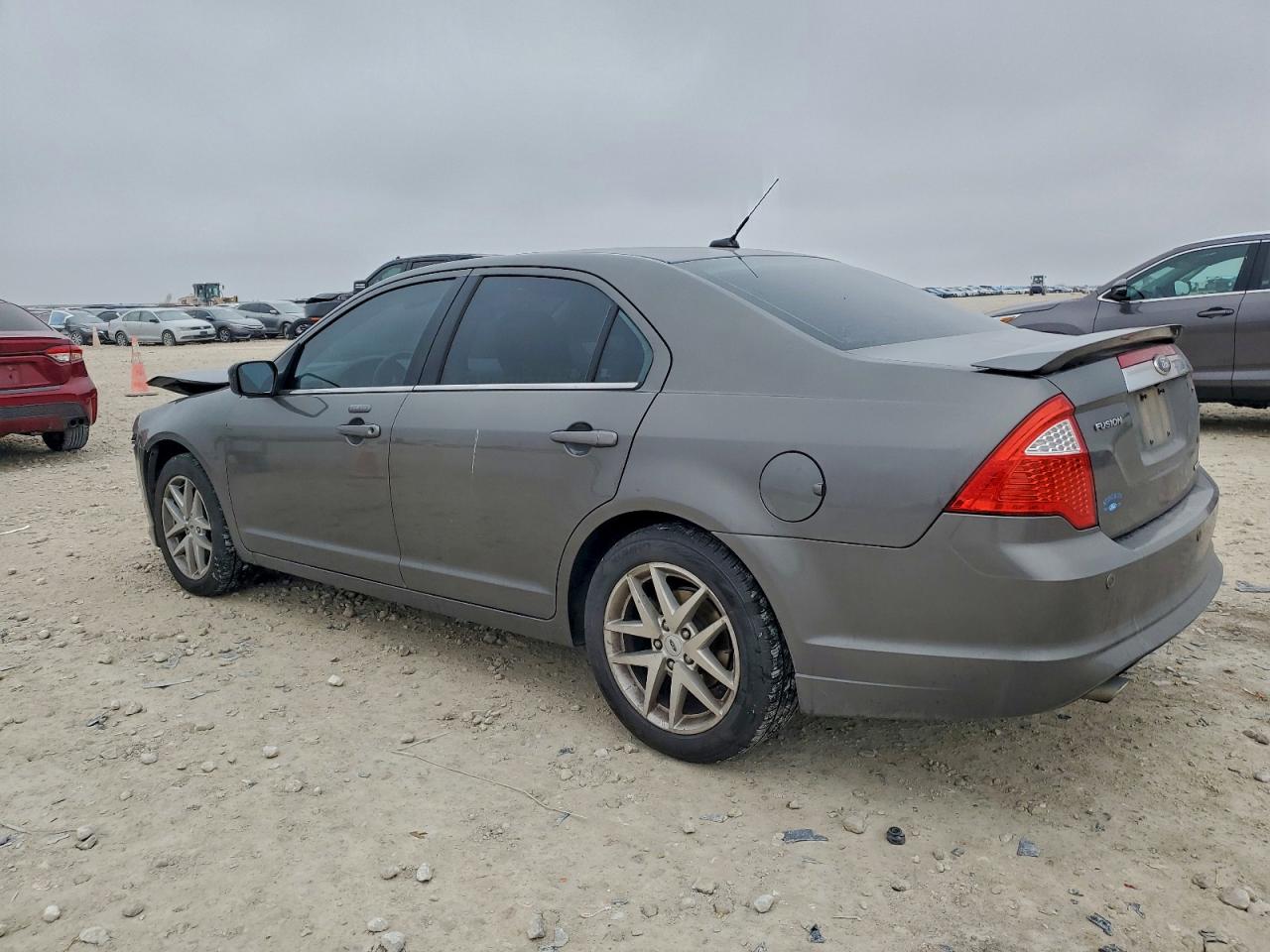 2012 FORD FUSION SEL photo 2